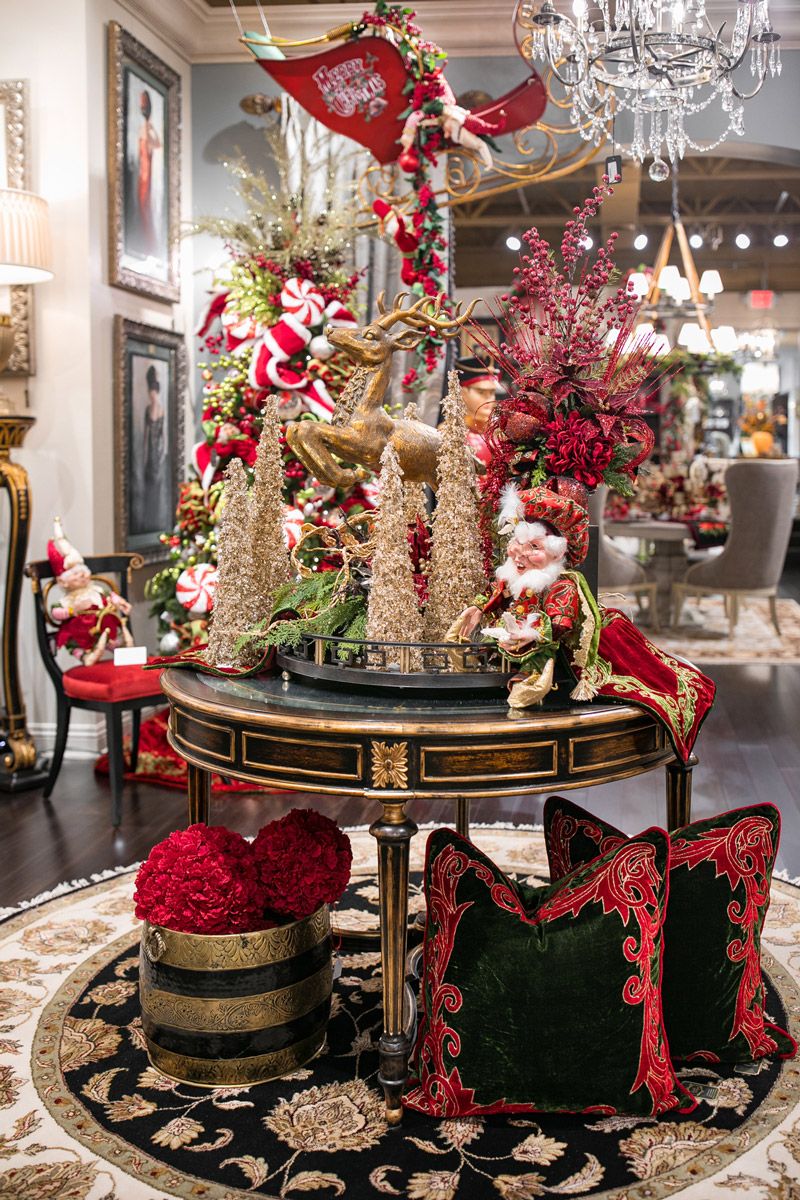 elegant luxury christmas decor Christmas decorated table Luxury Holiday Decor Luxury christmas