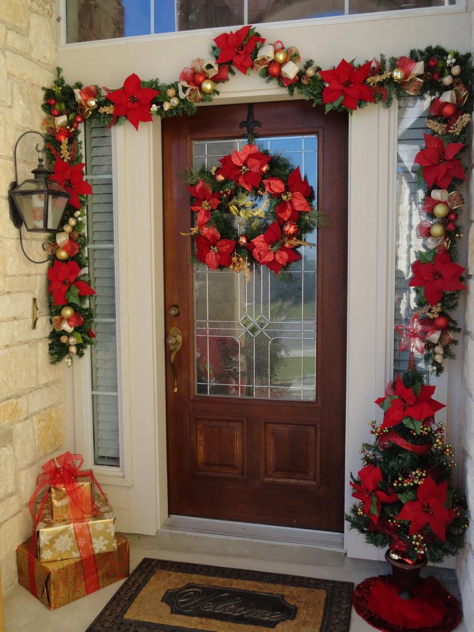 christmas front door decor ideas Our Home Away From Home FRONT DOOR CHRISTMAS DECOR