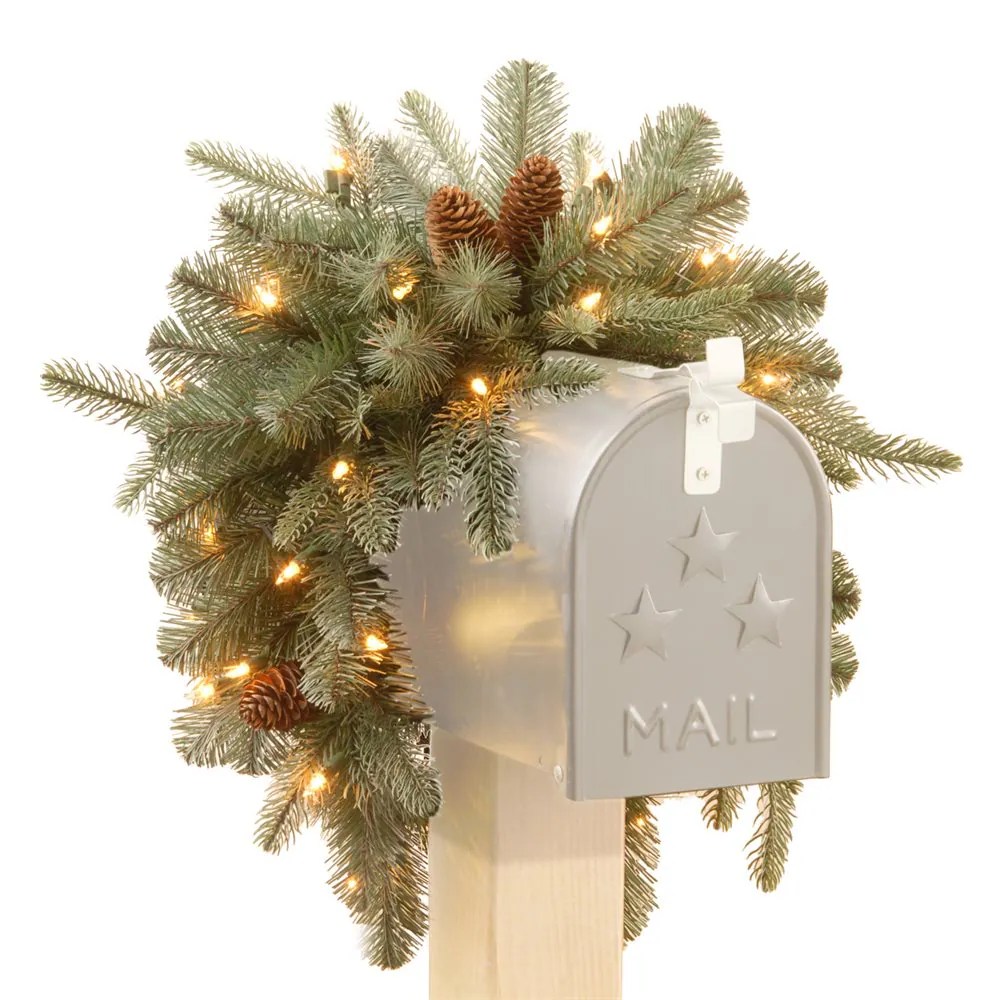 battery operated christmas decor outdoor Hanging Batteryoperated Outdoor Christmas Decorations at