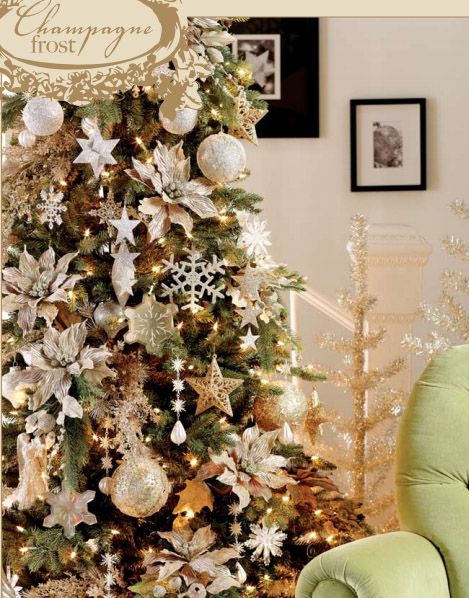 champagne christmas tree decor 20+ Champagne Christmas Tree Theme The Urban Decor