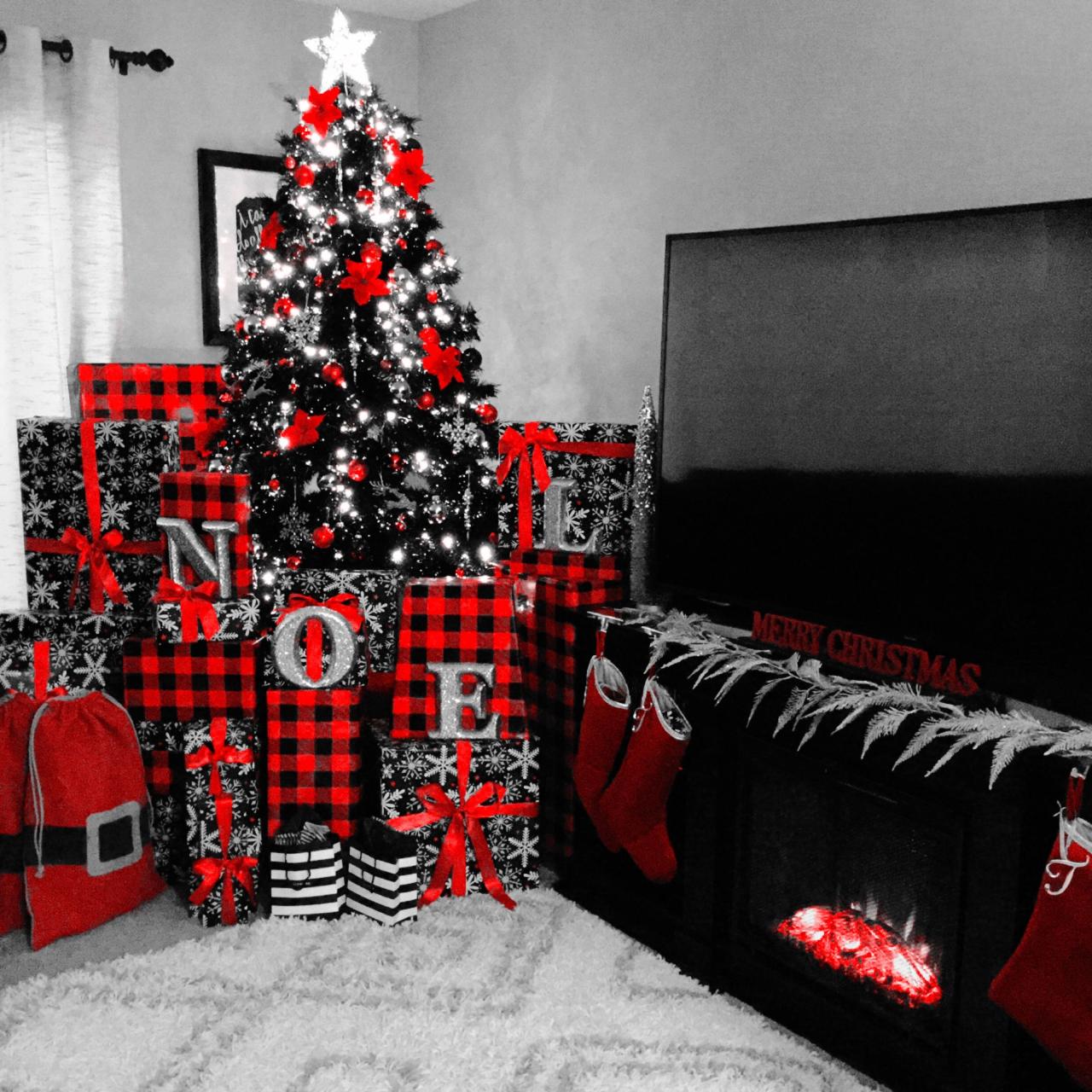 red and black christmas decor 20+ Red And Black Christmas Decor HomeDecorish