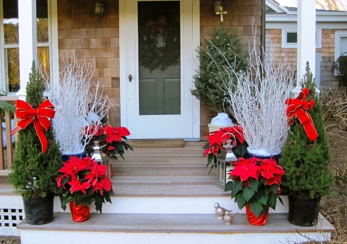 christmas decoration ideas outside 50 Best Outdoor Christmas Decorations for 2021