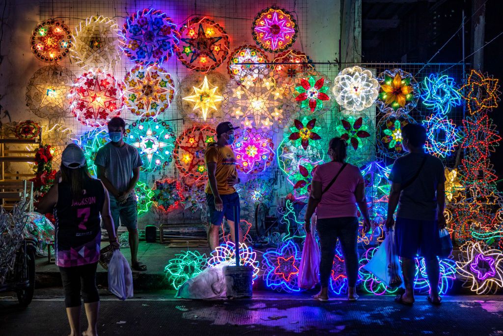 christmas decor in philippines The Parol All About This Uniquely Filipino Christmas Décor Tatler Philippines