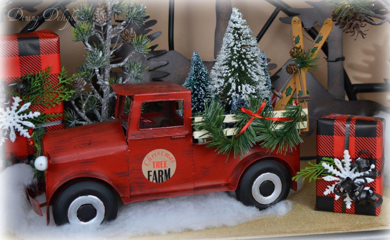 big red truck christmas decor Red Truck Christmas Etagere Manualidades navideñas, Navidad, Navideño