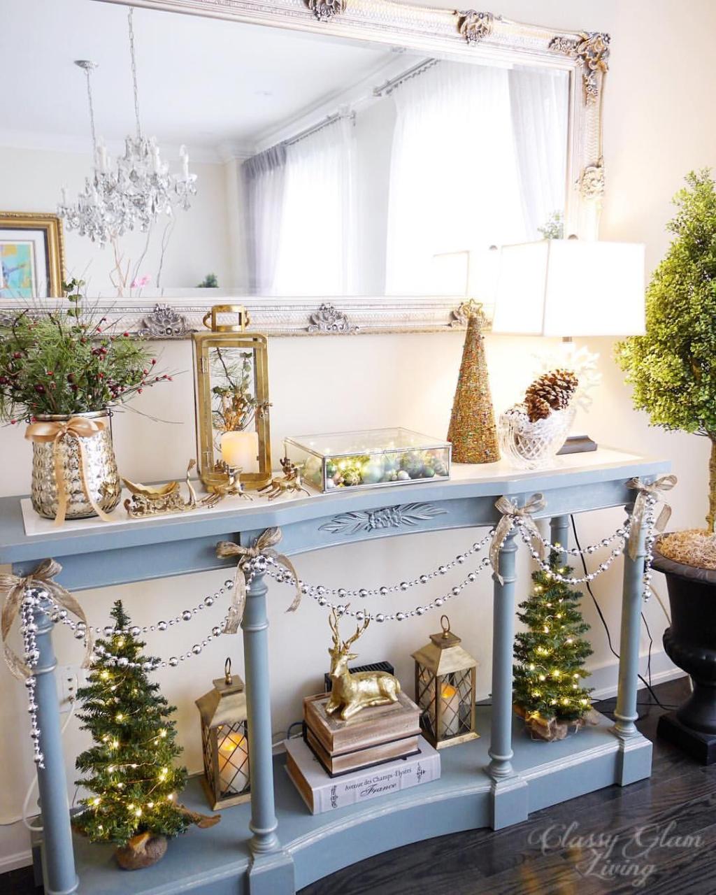 christmas decor for console table Console table Christmas styling. Dining room. Entry way. Console table decorating, Dining room