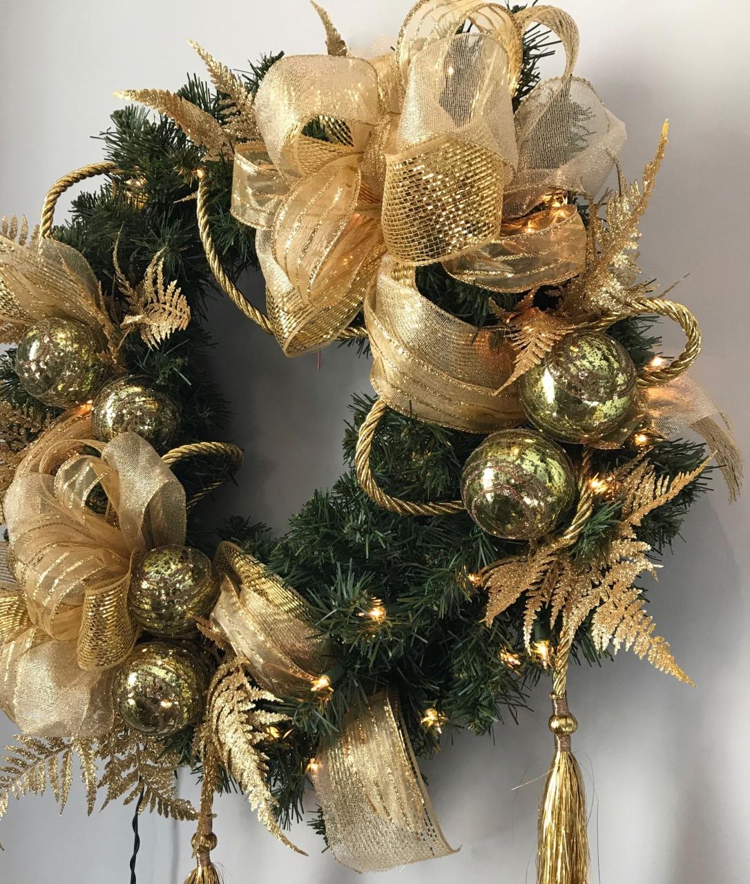 green and gold christmas decor 30+ Green And Gold Christmas Decorations HomeDecorish