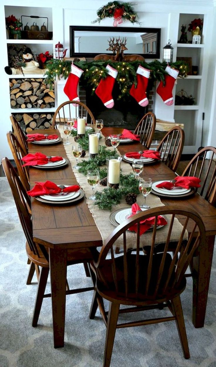 dining room christmas decor ideas 60 Amazing Christmas Table Dining Room Decor Ideas (With images) Christmas dining room table