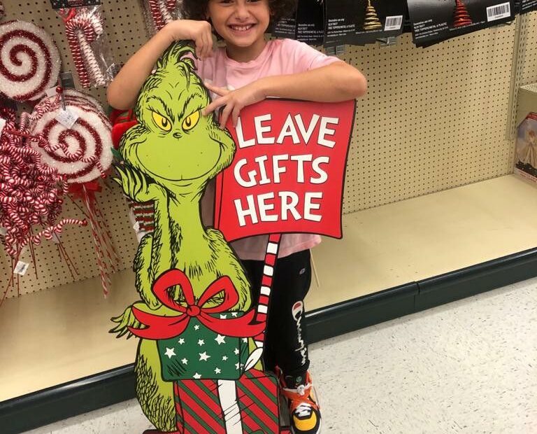 grinch christmas decor hobby lobby Hobby lobby grinch 2021 Grinch decorations, Grinch christmas, Grinch christmas tree