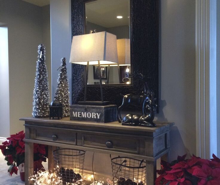 console table christmas decor 20+ Christmas Console Table Decor The Urban Decor