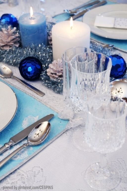 blue christmas tabletop decor Pin by Szilvi Bukovszky on Holiday Tablescapes & Entertaining Christmas table decorations