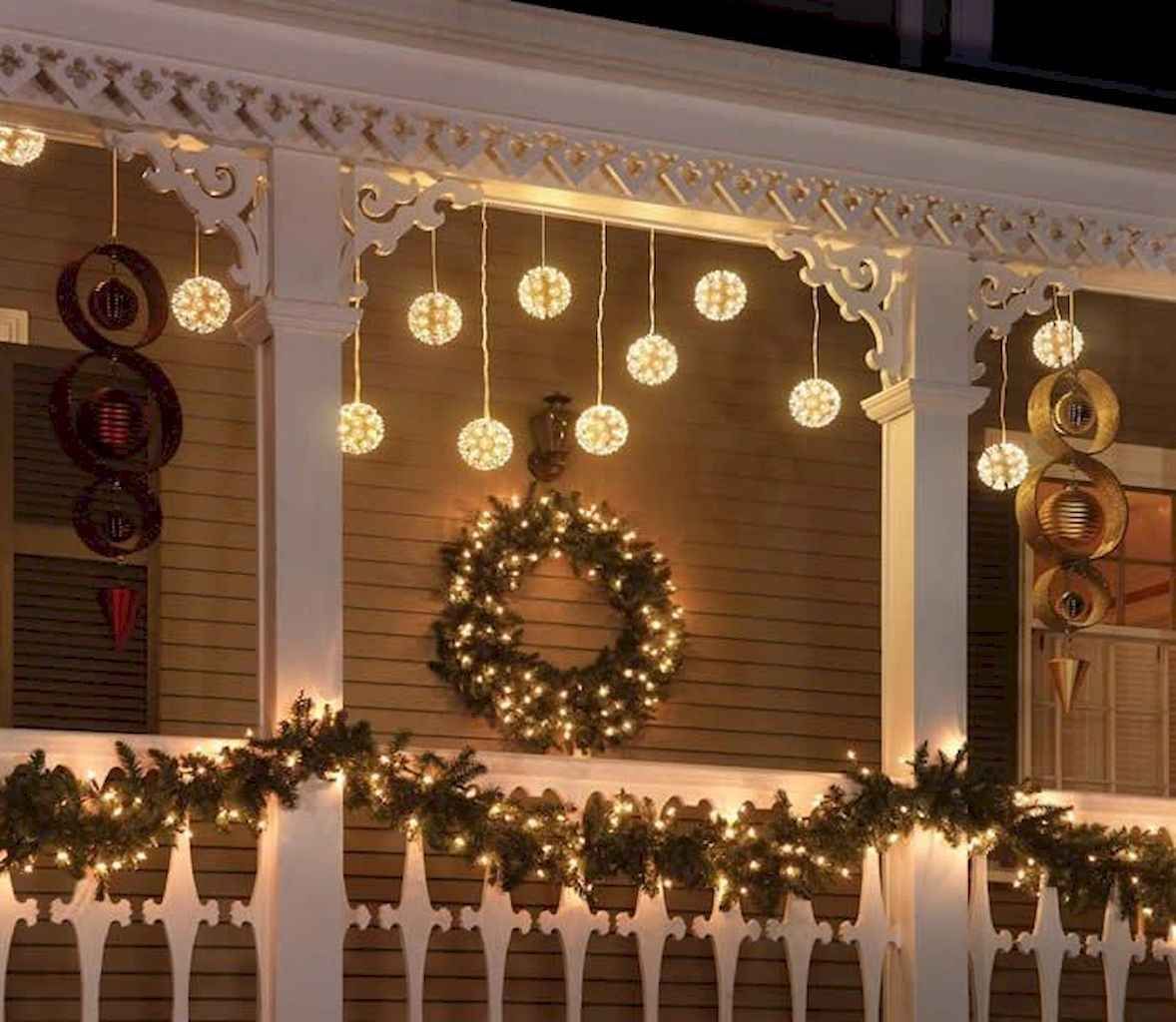 christmas decorating ideas outside lights 35 Beautiful Christmas Decorations Outdoor Lights Ideas (11) Front