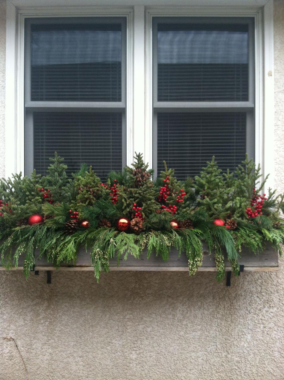 christmas decor for window boxes Holiday window box!!! Christmas window boxes, Outdoor christmas decorations, Winter window boxes