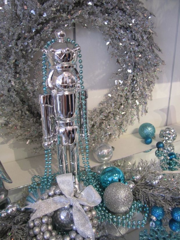 blue and silver christmas decor 37 Dazzling Blue and Silver Christmas Decorating Ideas Blue christmas decor, Silver christmas