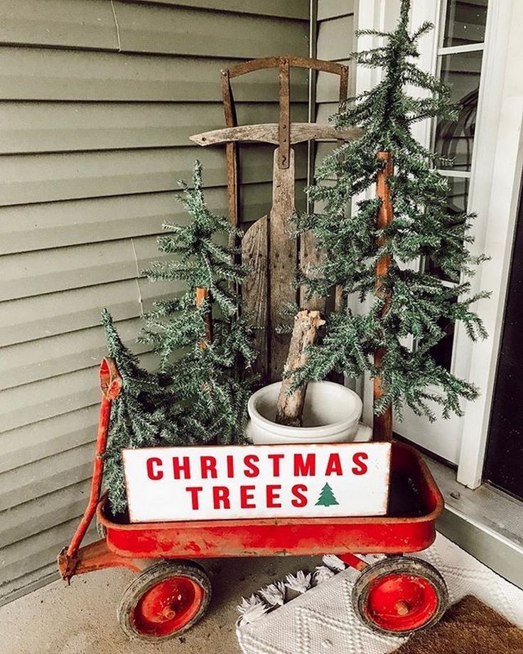 farmhouse outdoor christmas decor Stunning christmas decor idea with farmhouse style Christmas decorations diy outdoor