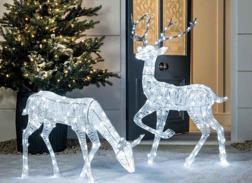 christmas deer decor outdoor Rattan Reindeer Christmas Decorations, more image visit Christmas