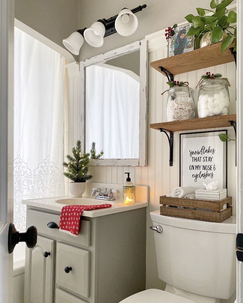 bathroom christmas decor ideas 20 Christmas Bathroom Decor Ideas » Lady Decluttered