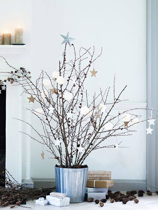 christmas decor with tree branches Beautiful Ideas for Tree Branches Christmas Decor Decor Inspirator