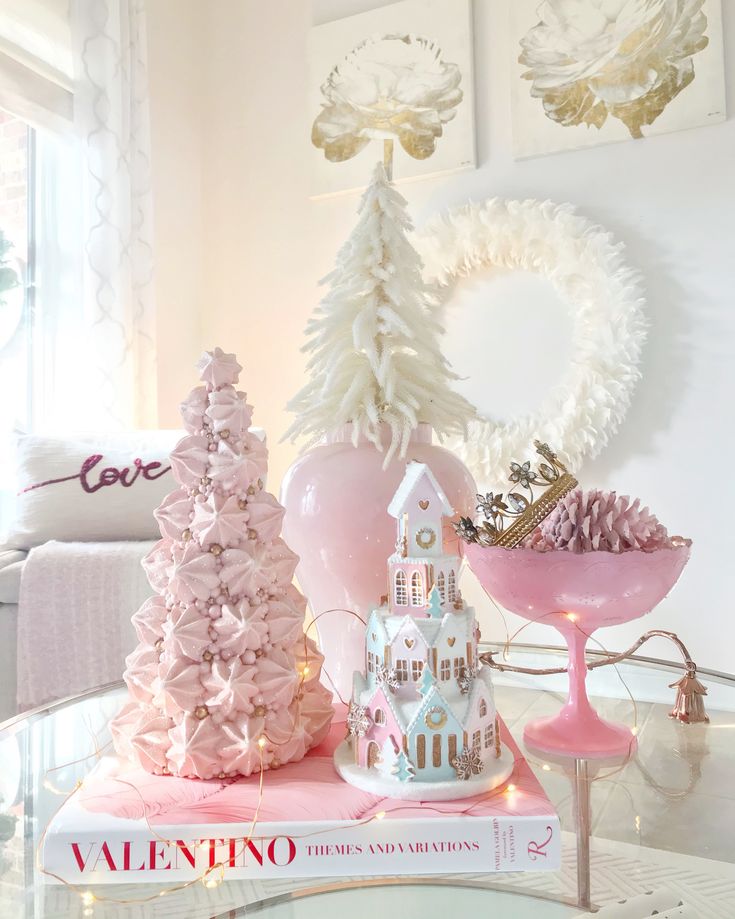 pastel gingerbread christmas decor Pastel Christmas! Gingerbread castle, Christmas garland, Festival decorations