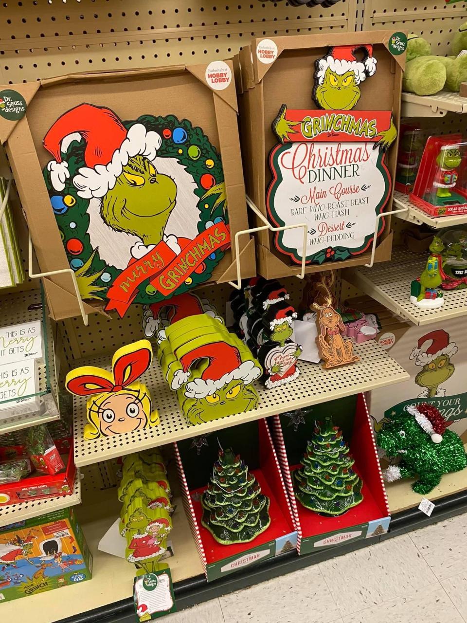 grinch christmas decor hobby lobby Pin by Cassondra Kobzey on Lodge the grinch theme Grinch christmas, Christmas props, Hobby