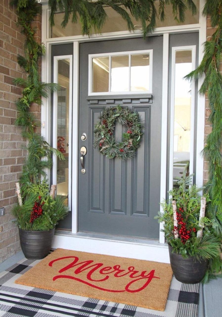 diy front porch christmas decor 65 Simple Christmas Porch Decorating Ideas Front porch christmas decor, Diy christmas door