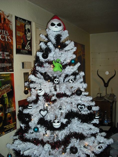 jack skellington christmas decor 20+ Jack Skellington Christmas Tree Decorations