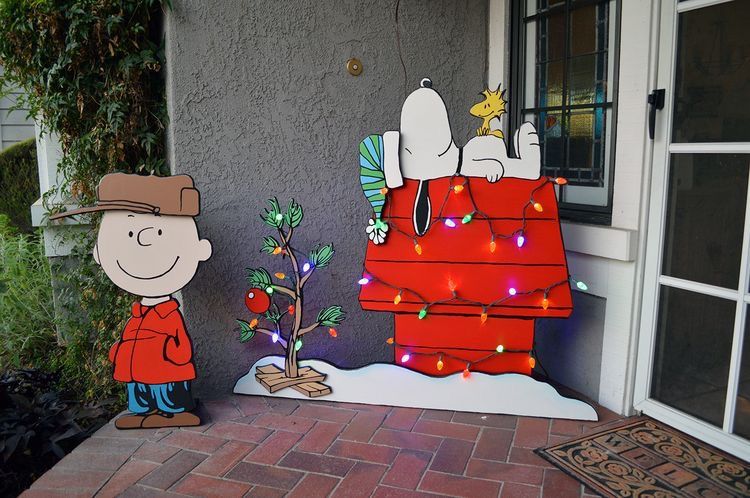 charlie brown christmas wall decor Charlie Brown Christmas Decor snrlydq2