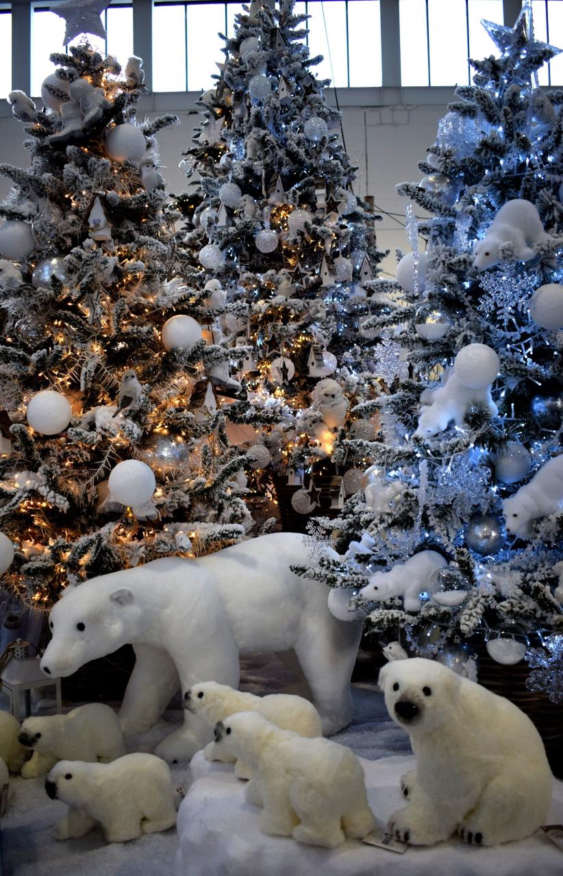 polar bear decor for christmas Outdoor Polar Bear Christmas Decorations