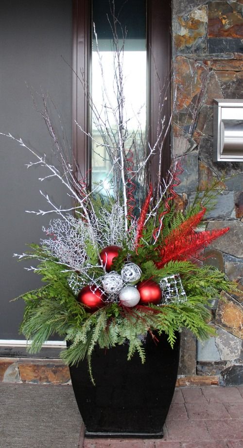 christmas decor for planters 20 Beautiful Winter Planter Ideas in 2024 Christmas garden decorations, Outdoor christmas