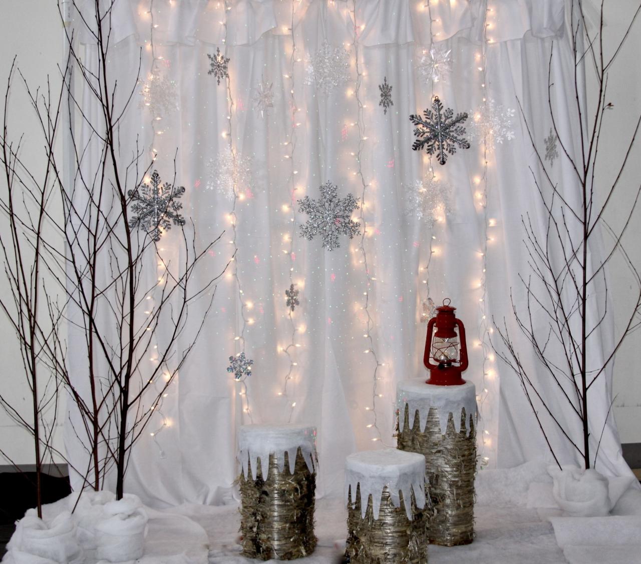 christmas decor ideas backdrop 20+ Diy Christmas Backdrop Ideas in 2022 Diy christmas backdrop