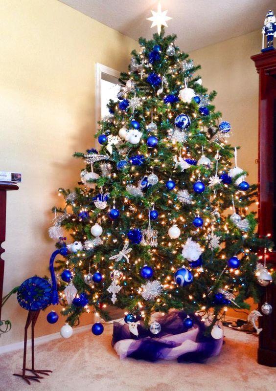 blue decor for christmas tree royal blue, white and silver are an amazing combo for any Christmas tree Blue christmas tree