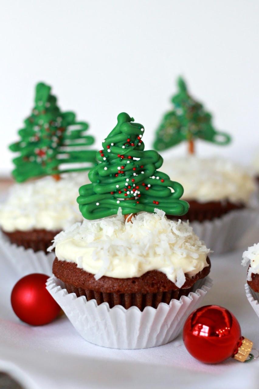 cupcakes and cashmere christmas decor Festive Chocolate Pretzel Christmas Tree Cupcake Toppers