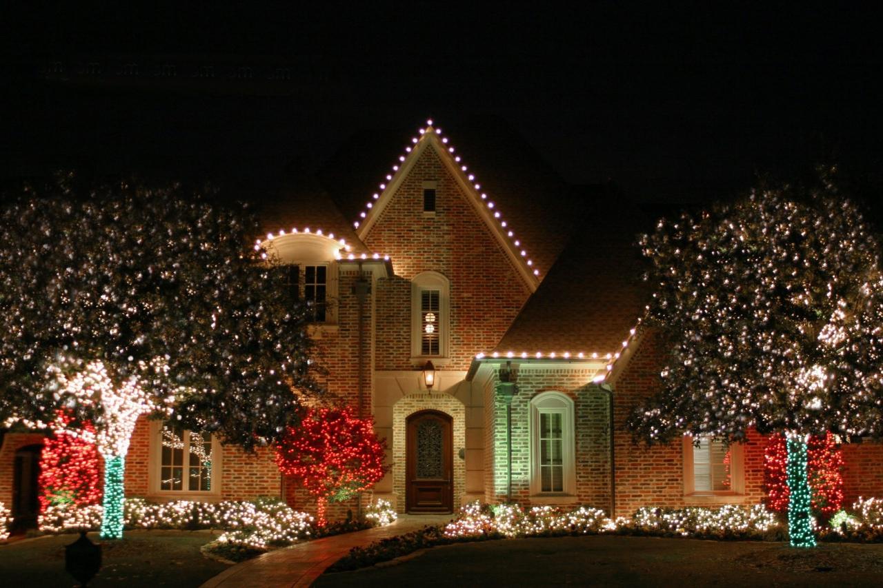 christmas decor installers near me Photos Of Professional Christmas Decorators Near Me — Madison Art