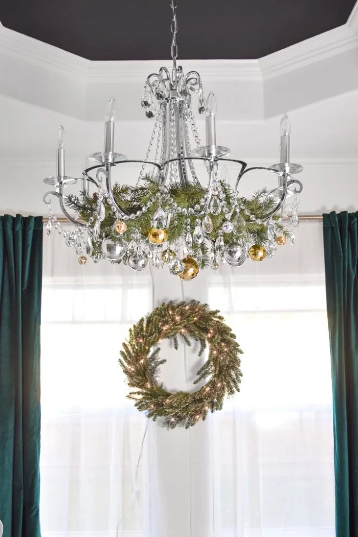 christmas decor for chandelier Chandelier Christmas Decor Ideas MONICA BENAVIDEZ