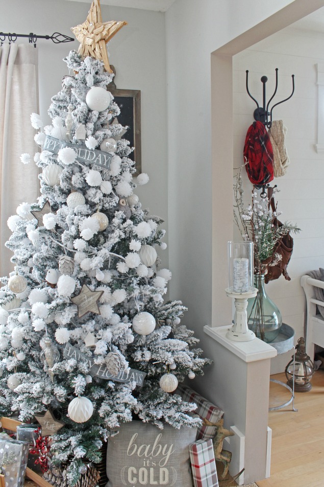 flocked christmas tree decor ideas How to Flock a Christmas Tree {and other greenery!} Clean and Scentsible