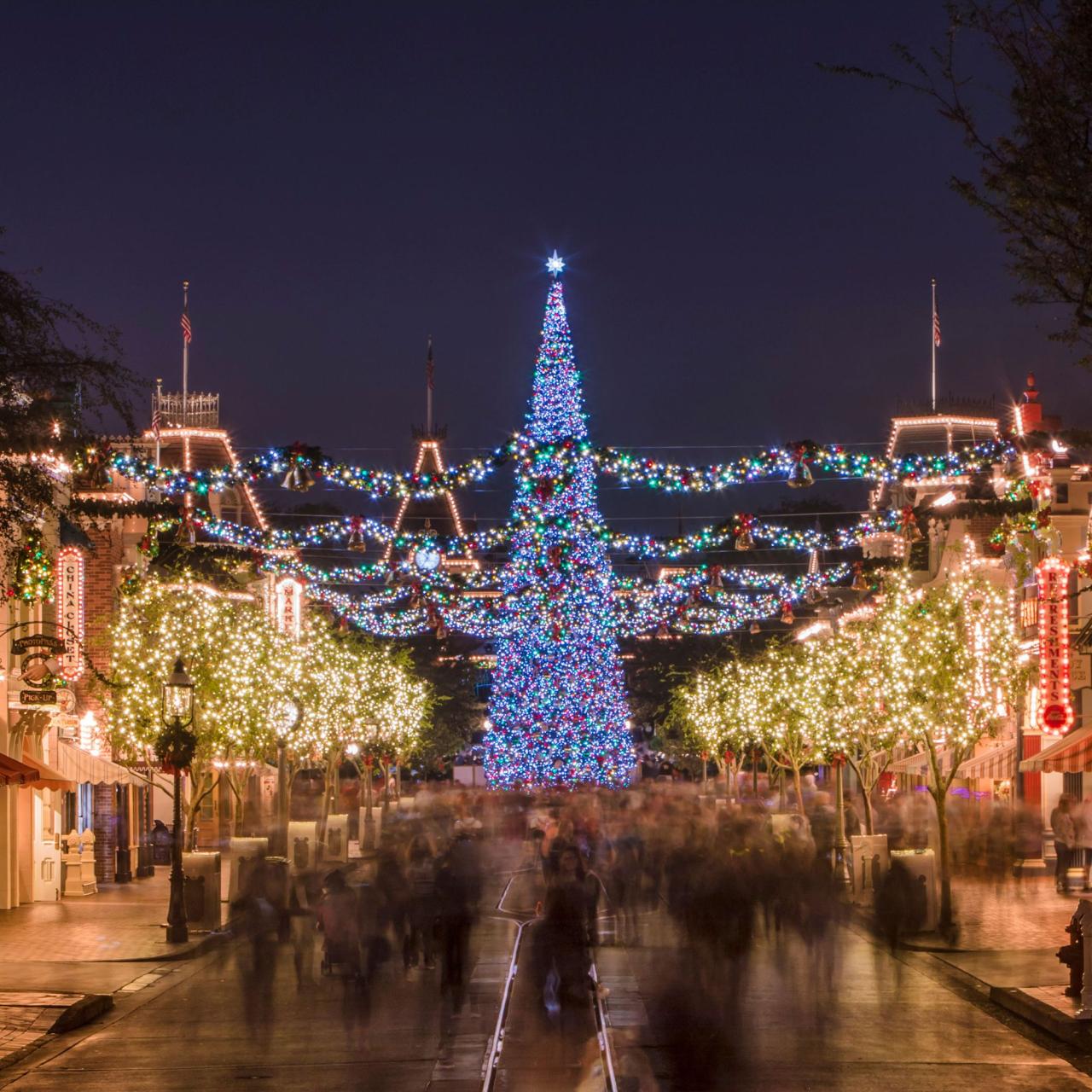 when does christmas decor go up at disneyland When Do Christmas Decorations Go Up At Disneyland 2019 Shelly Lighting