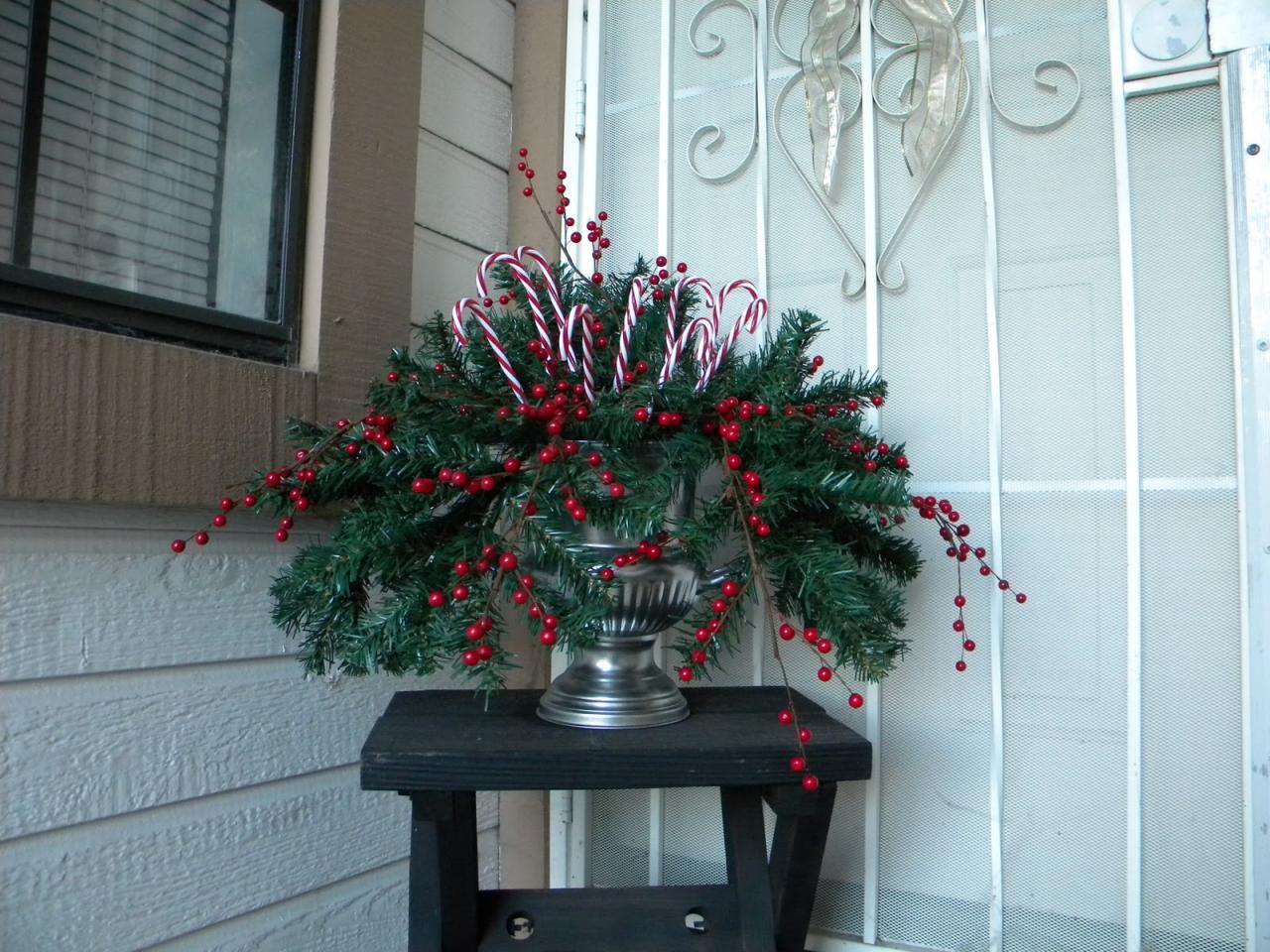 christmas door decor pinterest daze of grace Christmas Door Decor Ode to Pinterest