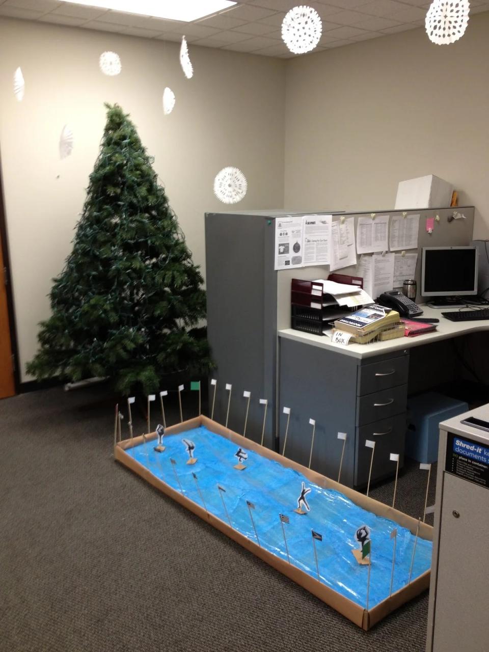 christmas decoration ideas for office 25 Stunning Office Christmas Decorations Ideas Decoration Love