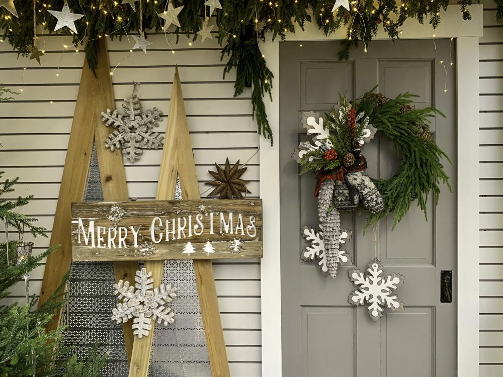 diy christmas decor for door Diy christmas door decorations