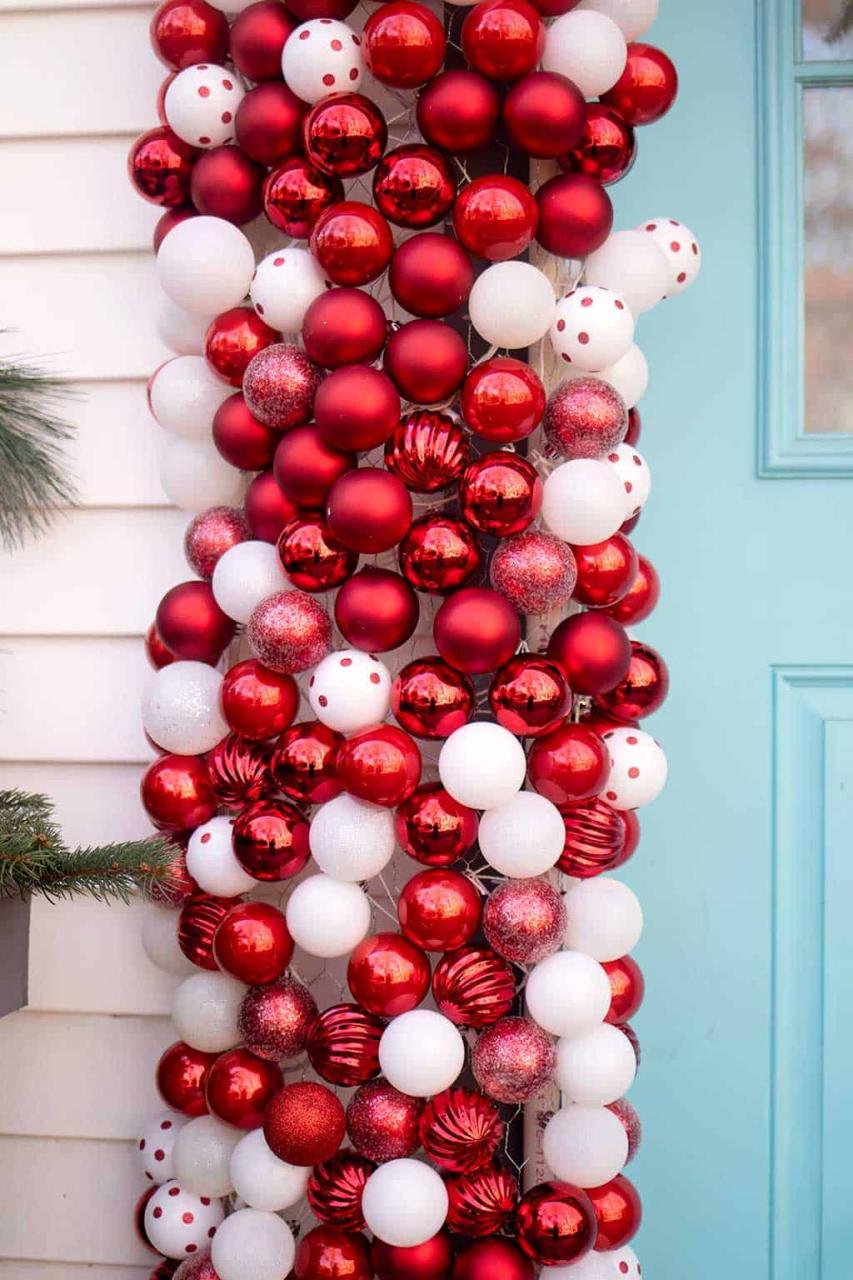 christmas ornament outdoor arch DIY Outdoor Christmas Ornament Arch for Doors