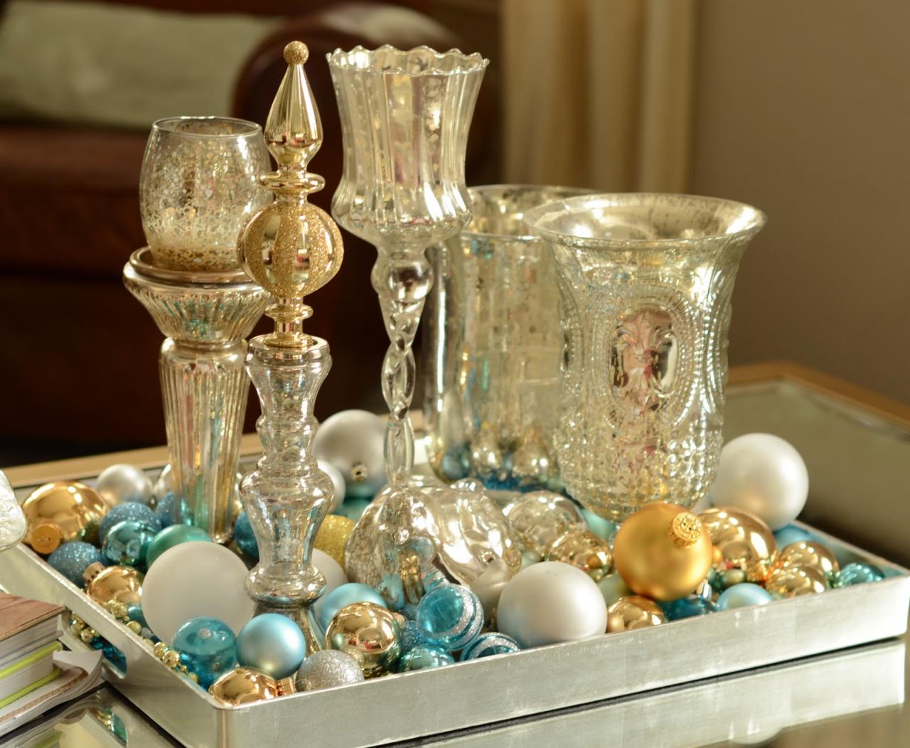 gold and silver christmas decor 37 Silver And Gold Christmas Decorations Ideas Table Decorating Ideas