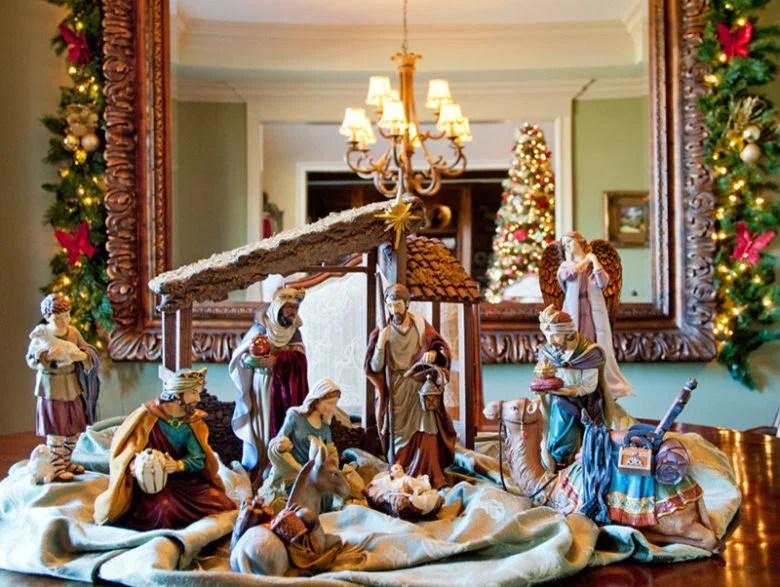 christmas decor nativity scene How to Decorate a Nativity Scene?