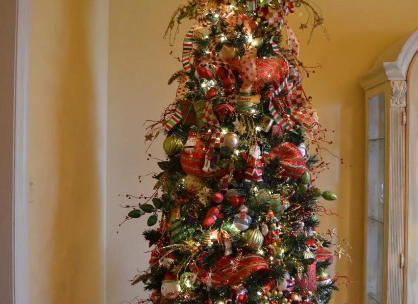 christmas tree with mesh decor 44 Awesome Christmas Tree Decorations With Mesh Decoration Love