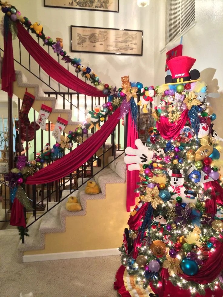 disney christmas home decor 45 Amazing Disney Christmas Tree Decorations Ideas Decoration Love