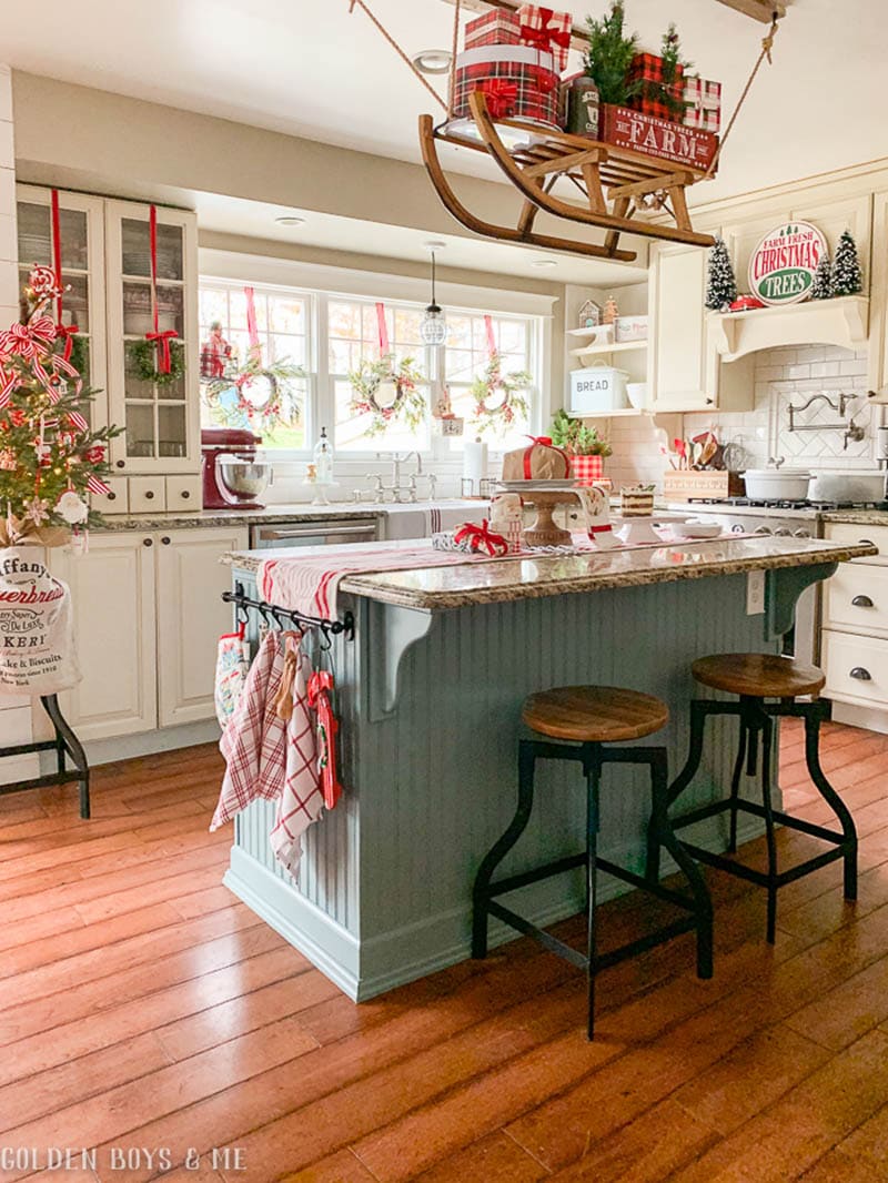 farmhouse christmas kitchen decor Farmhouse Christmas Kitchen Decorating Ideas The Cottage Market