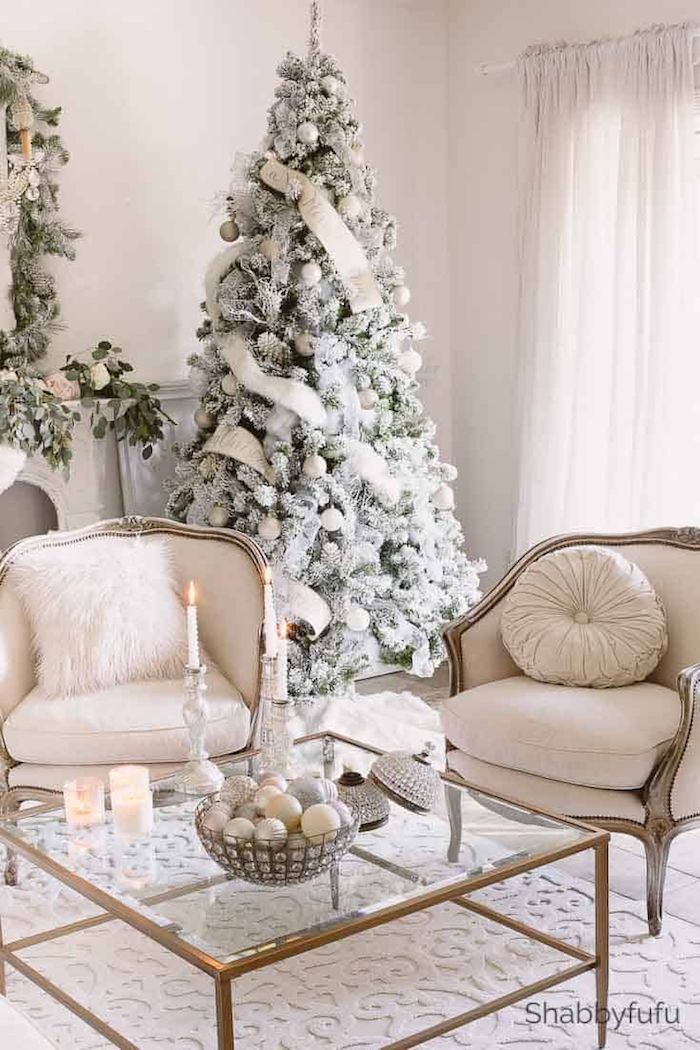 french country christmas decor 19 French Country Christmas Decor Ideas