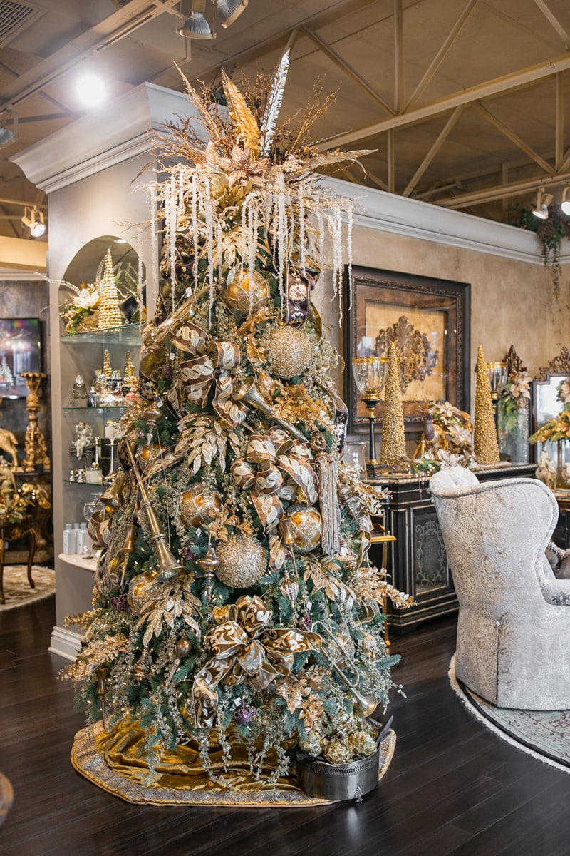 elegant luxury christmas decor Luxury Christmas Tree Decorating