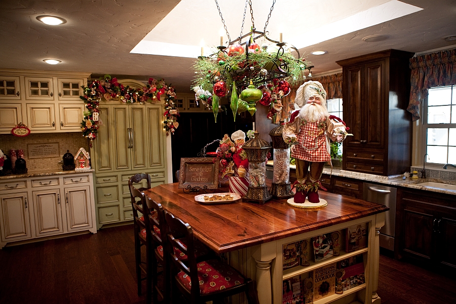 christmas decor kitchen island Christmas Decorating Ideas That Add Festive Charm to Your Kitchen