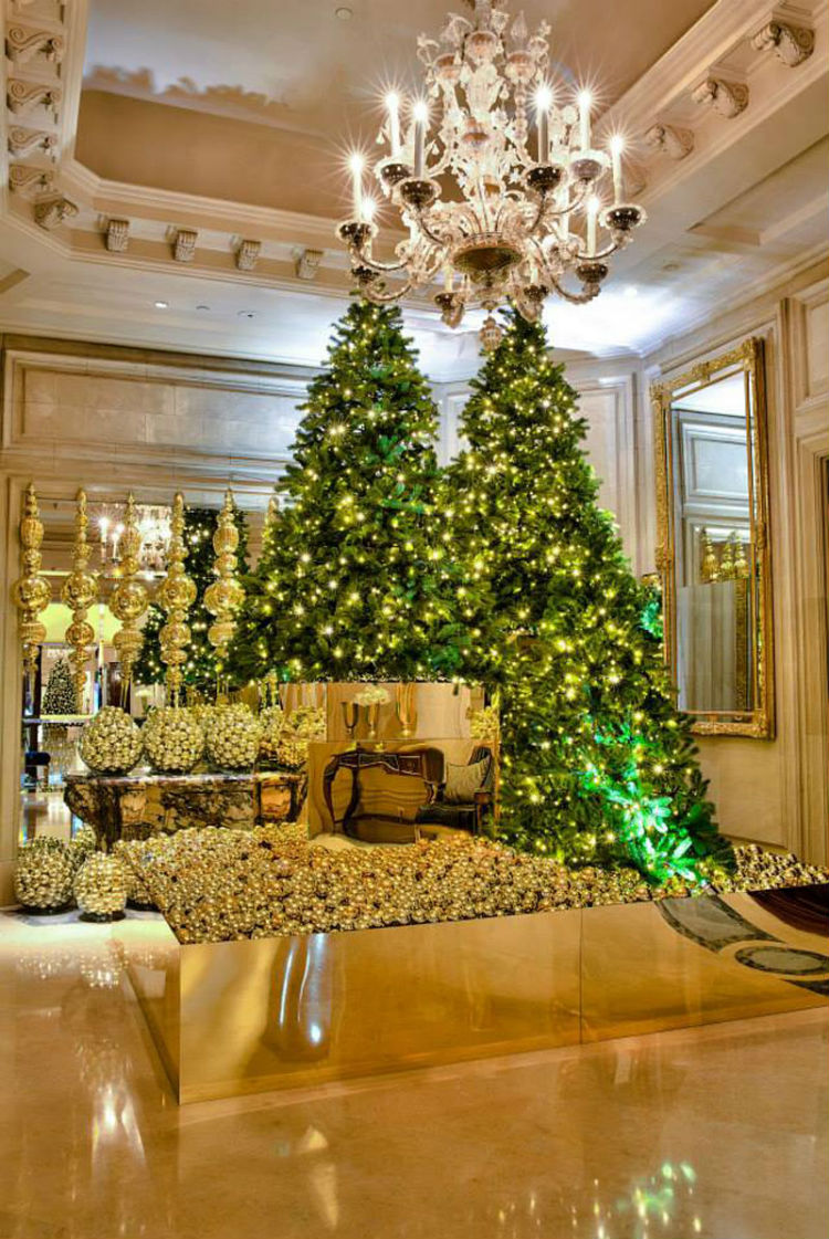 elegant luxury christmas decor Luxurious Christmas Trees Ideas Interior Design Giants