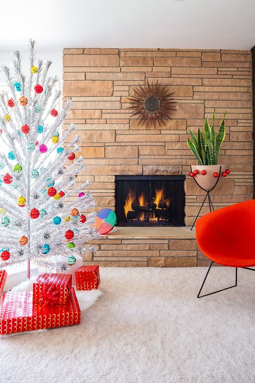 mid century christmas decor 19 MidCentury Modern Christmas Decor Ideas