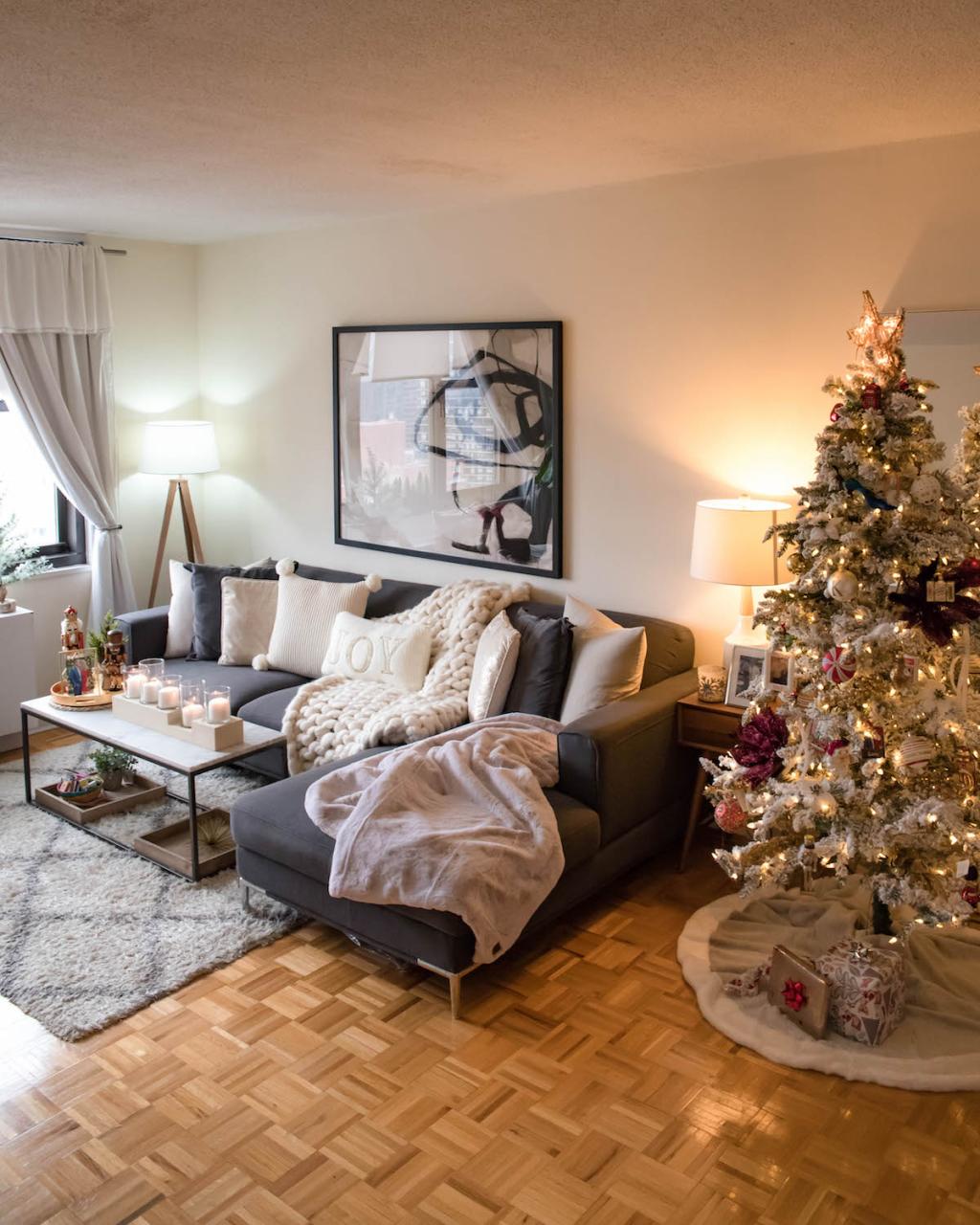 apartment christmas decor ideas 30+ christmas decor apartment Ideas for a Merry and Bright Home